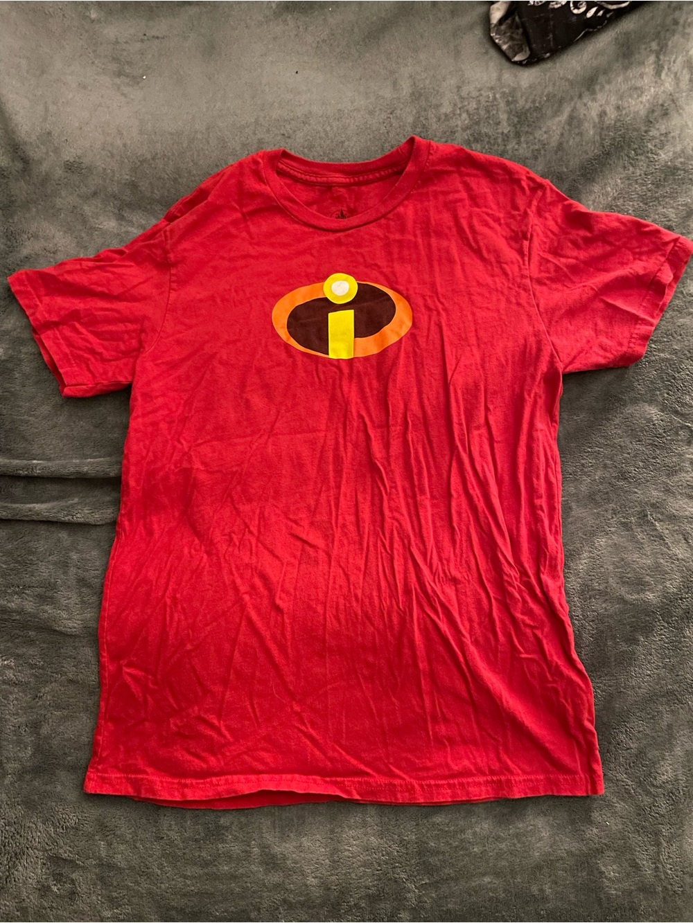 Disney Parks Incredibles 2 Graphic Tee XL Red Superhero Movie Unisex Shirt